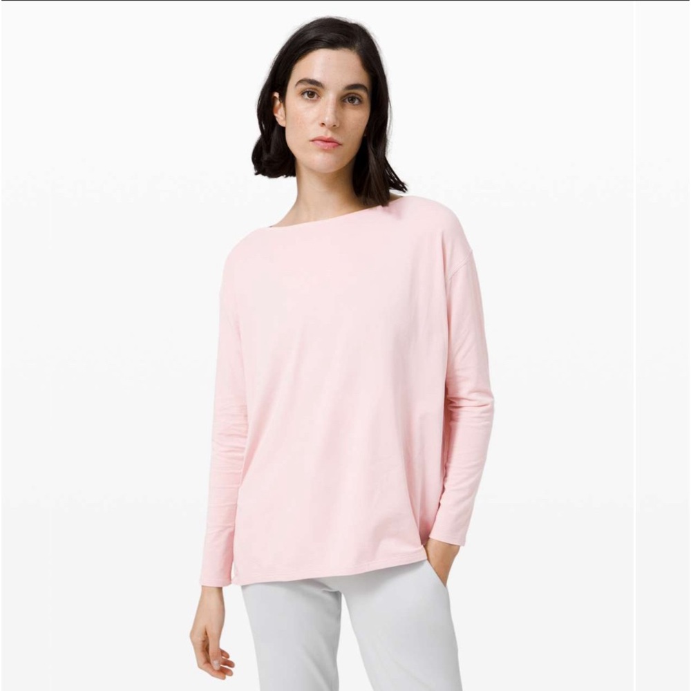 Lululemon long sleeve back in action shirt